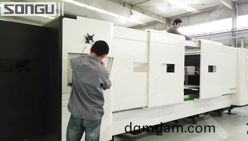 金屬激光切割設備(bei),金屬鐳射切割設備,金屬(shu)鐳(lei)射機