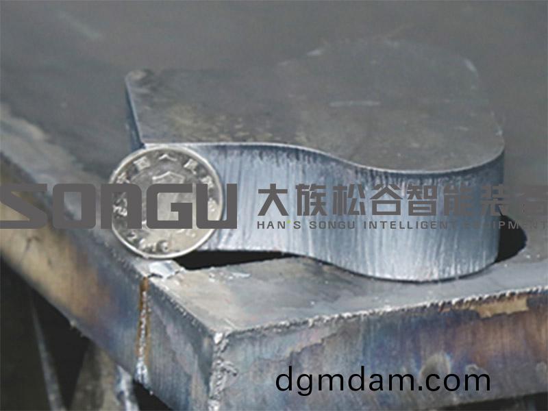 10000w光(guang)纖激光切割(ge)設備,10000w光纖激光切割設備價格,10000w光纖(xian)激光切割設備廠傢