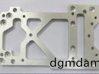 不鏽鋼高速光纖(xian)激光切割打孔樣品