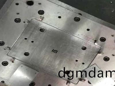 筆記(ji)本金屬內闆光纖激光切割樣品